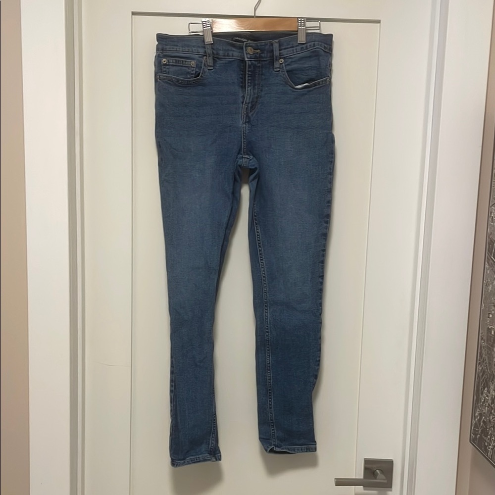 Calvin Klein Women's Blue Jeans skinny cut - 30